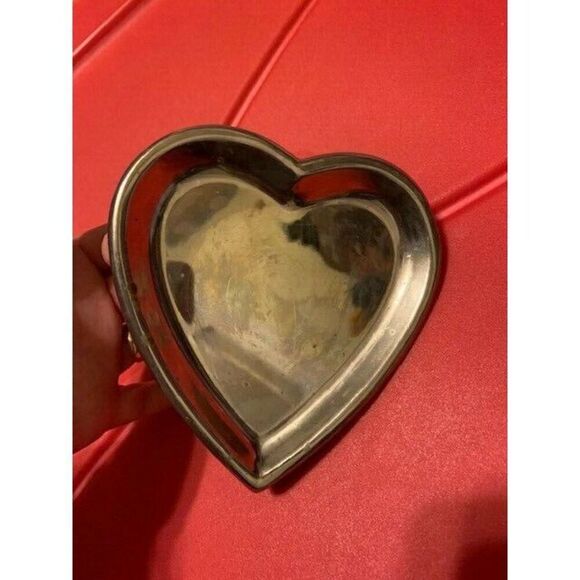 No Brand Other - SMALL METAL HEART TRAY MADE IN INDIA
